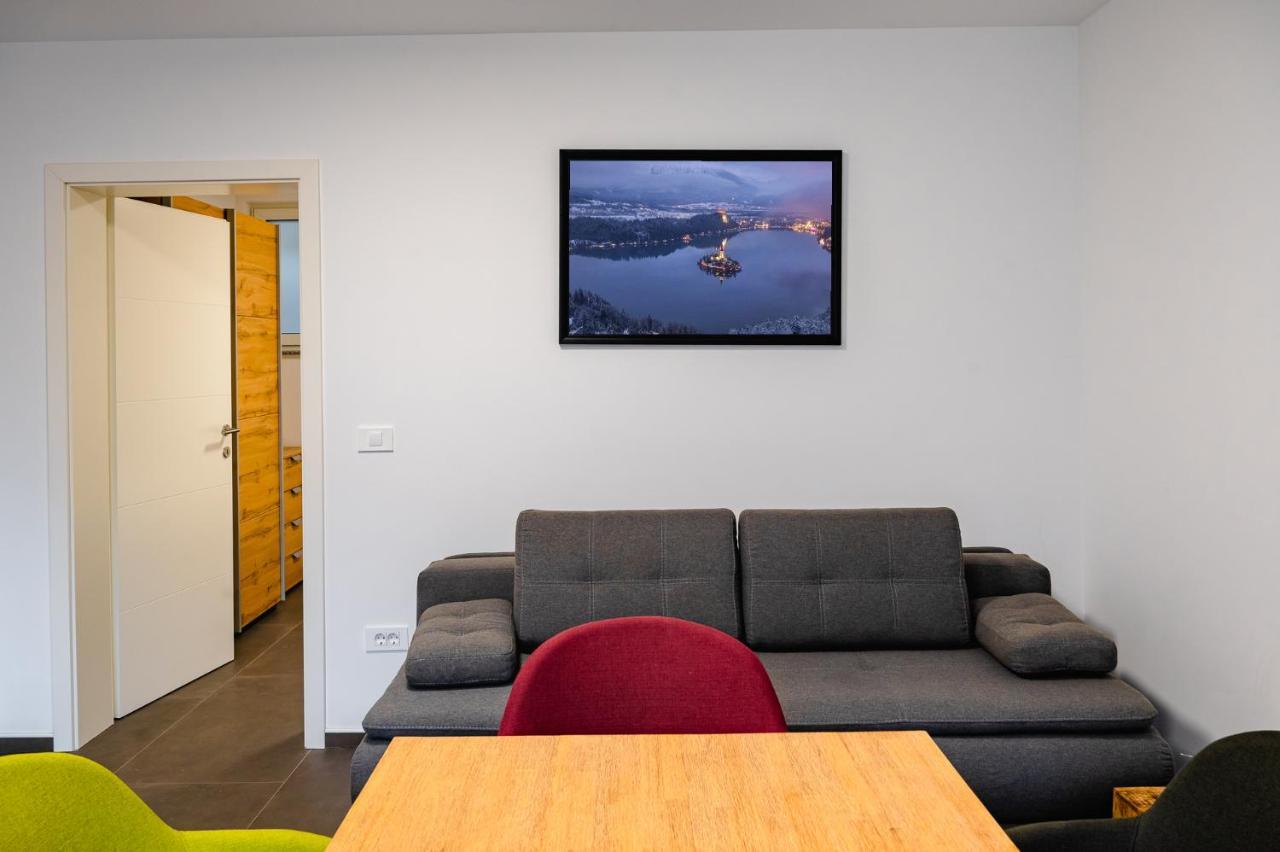 Apartments Luxury Ad Jesenice Exterior photo