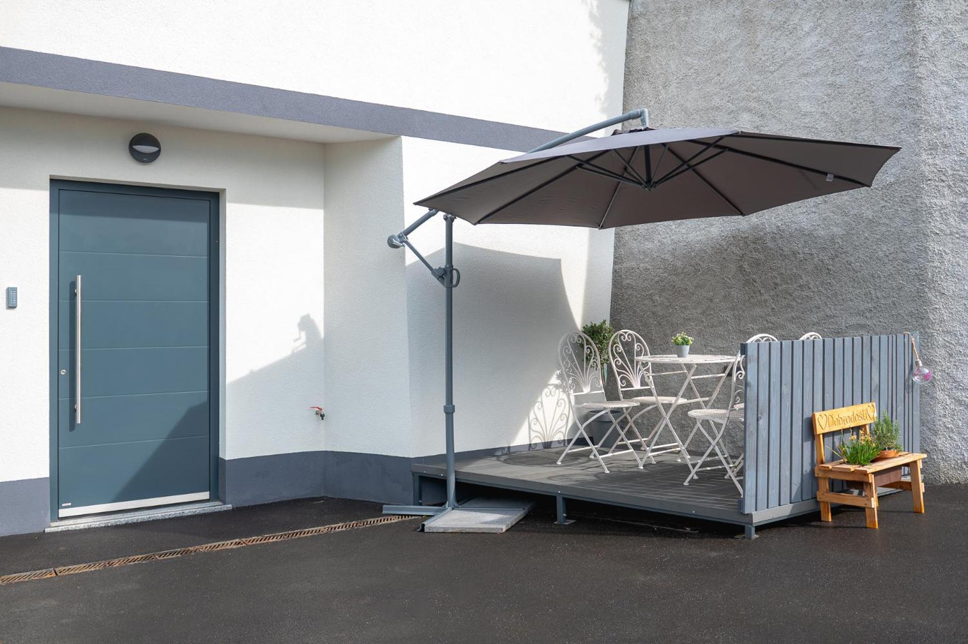 Apartments Luxury Ad Jesenice Exterior photo