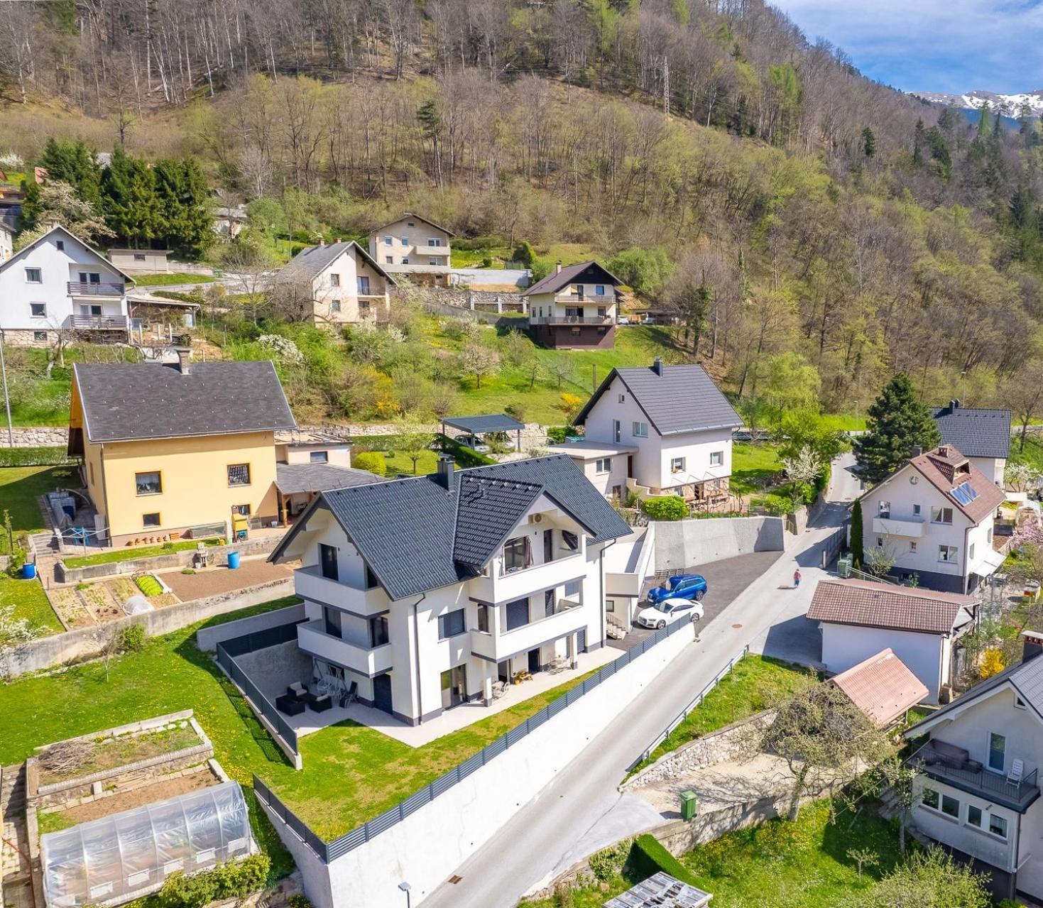Apartments Luxury Ad Jesenice Exterior photo